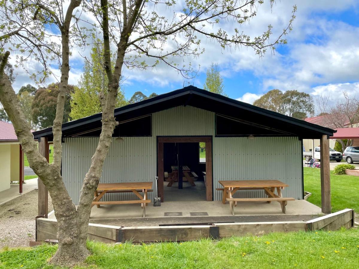 Jenolan Holiday Park Oberon Exterior photo